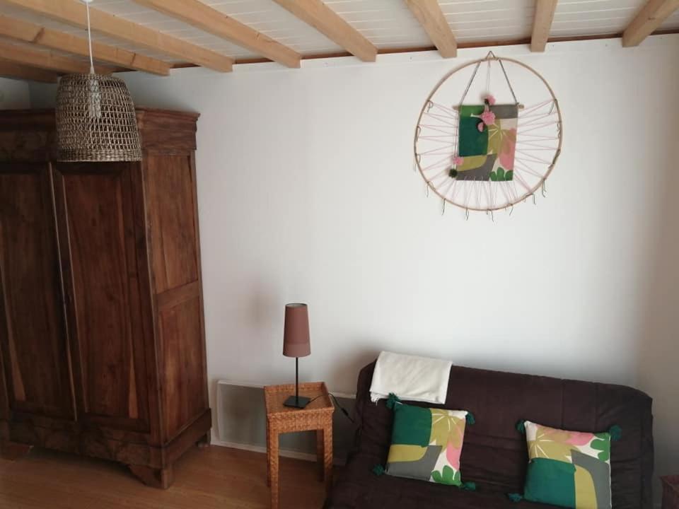 La Grange De La Gandonnerie Villa Bauge-en-Anjou Bagian luar foto